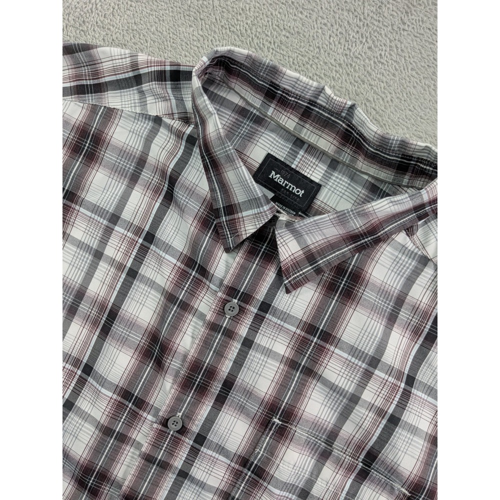 Marmot Mens XL Short Sleeve Plaid Button Down Hiking Shirt Burgundy Grey SCC-363